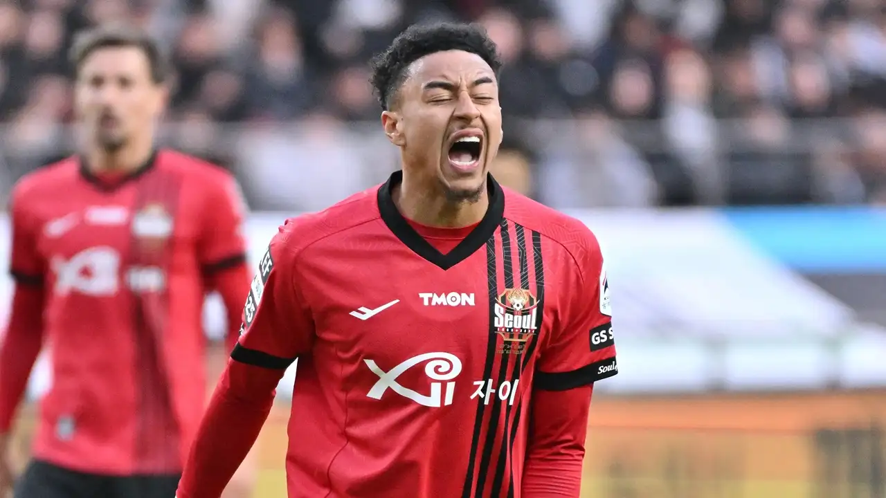 Jesse Lingard’s life in Seoul leaves fans stunned 30 Jesse Lingard’s life in Seoul leaves fans stunned